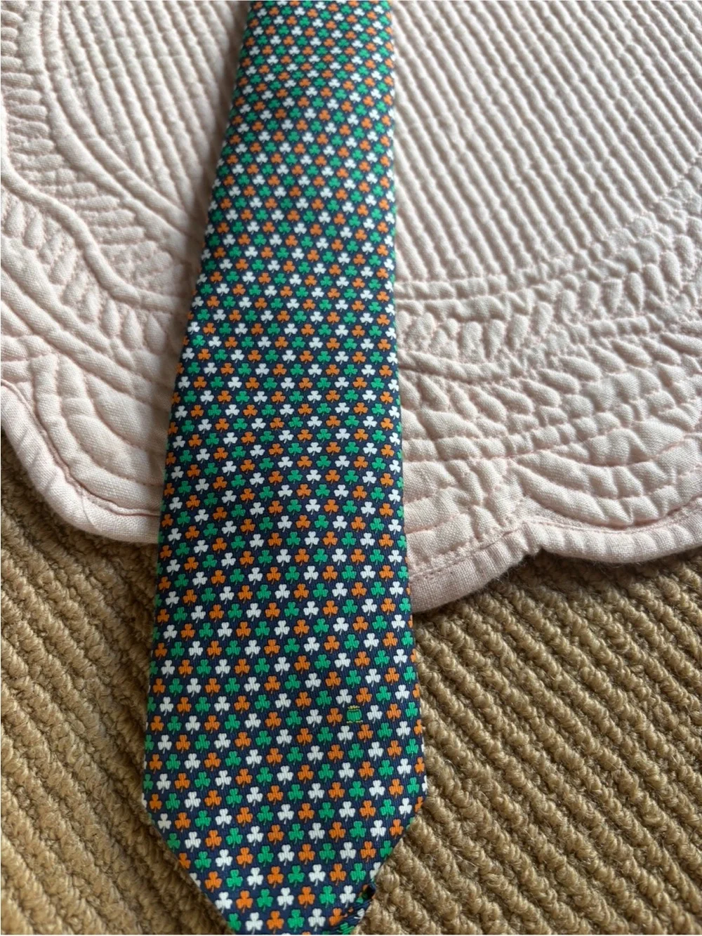 Vineyard Vines Shamrock Tie